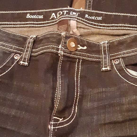 Jeans - Picture 5 of 7